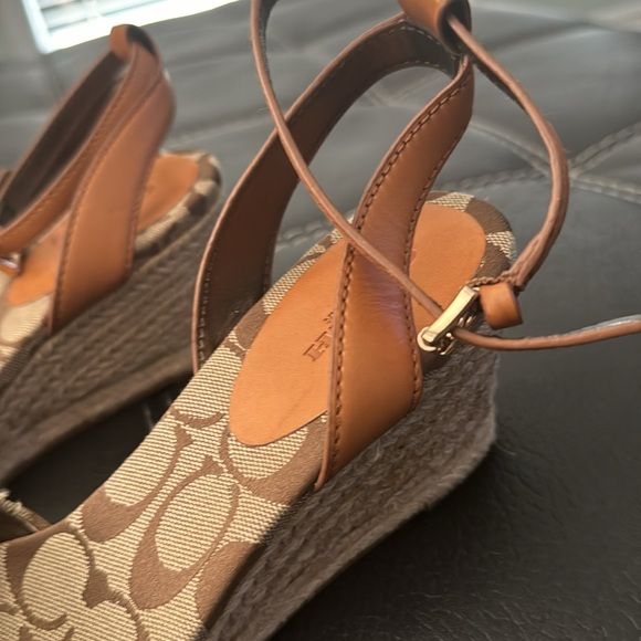 Good condition Coach wedge sandals - Picture 8 of 8